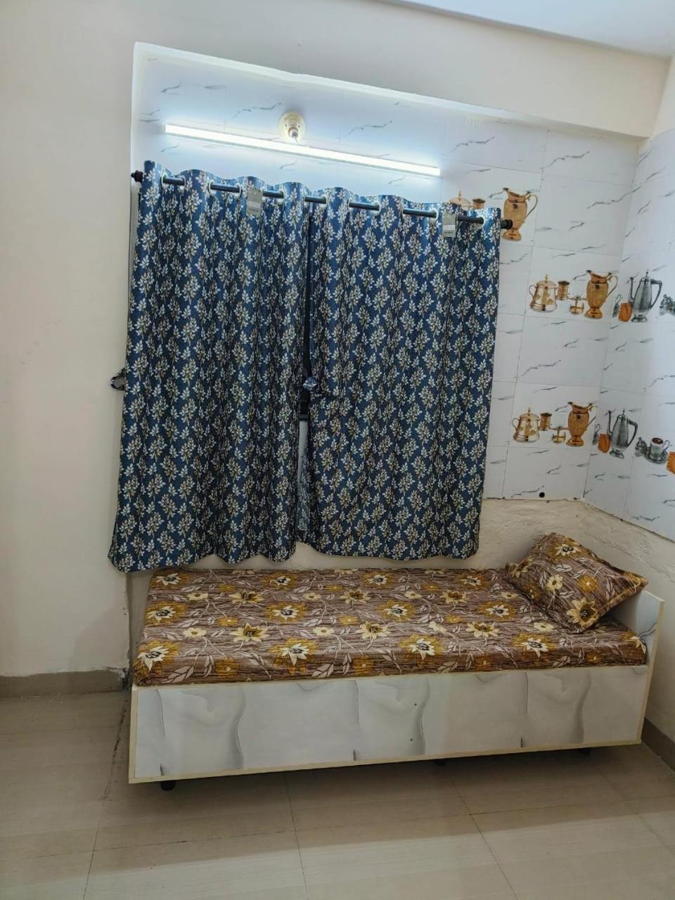 Modern Pg Hostel Пюн Екстериор снимка